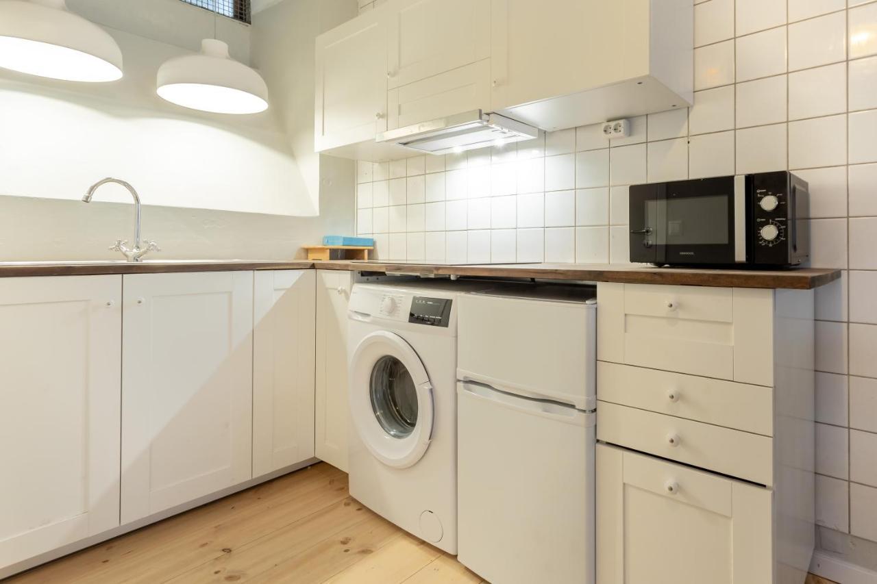 Apartdirect Gamla Stan Stockholm Exterior photo