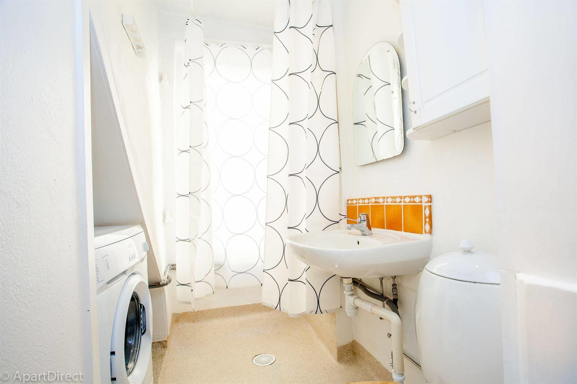Apartdirect Gamla Stan Stockholm Exterior photo