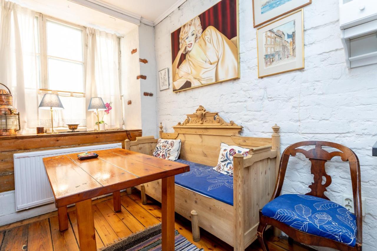 Apartdirect Gamla Stan Stockholm Exterior photo